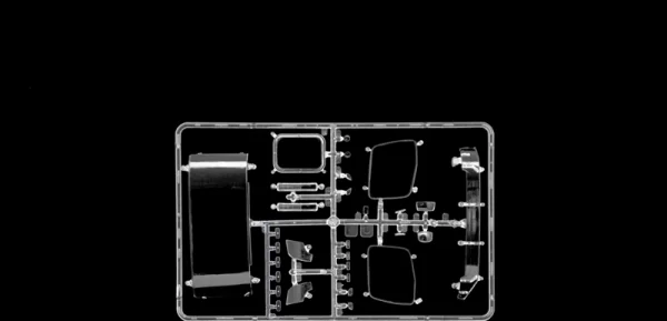 Italeri Mercedes-Benz Actros MP4 Big Space Grand Prix Edition — image 12 of 12