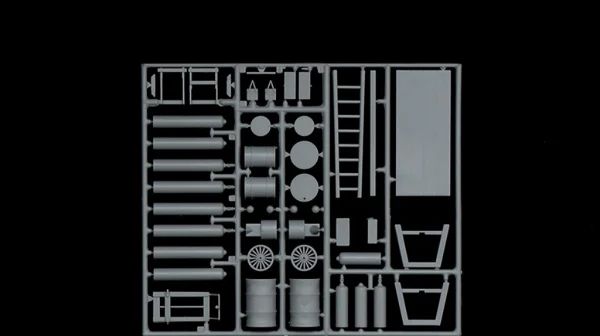 Italeri Field Tool Shop