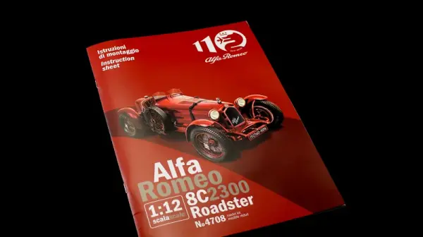 Italeri Alfa Romeo 8C 2300 Roadster 1:12 — image 3 of 13