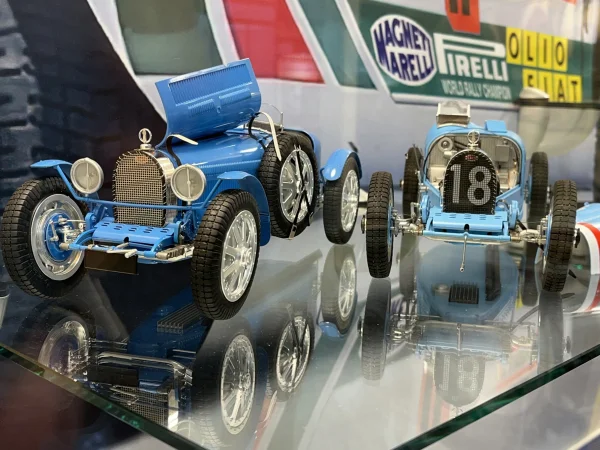 Italeri Bugatti Roadster/Monte Carlo