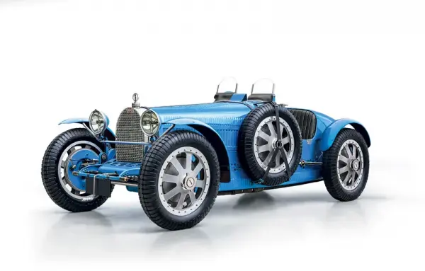 Italeri Bugatti Roadster/Monte Carlo — image 12 of 17