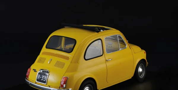 Italeri Fiat 500 Upgraded Edition — image 3 of 13