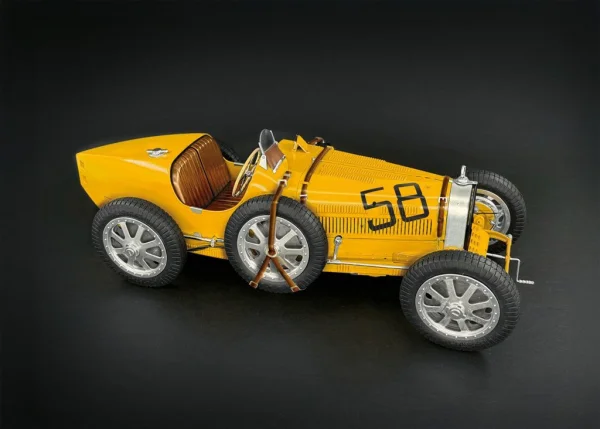 Italeri Bugatti Type 35B - Targa Florio 29 / Monaco GP 30