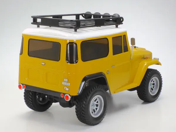Tamiya Toyota LC 40 Yellow Painted CC-02 — image 4 of 11