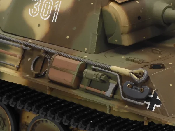 Tamiya 1/35 RC Panther G Late Version (with Control Unit)