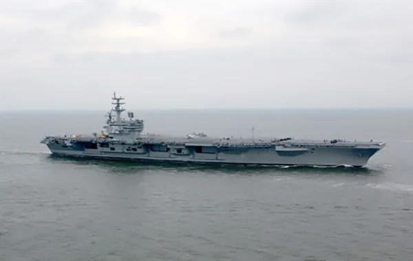 Italeri Uss Ronald Reagan — image 3 of 6