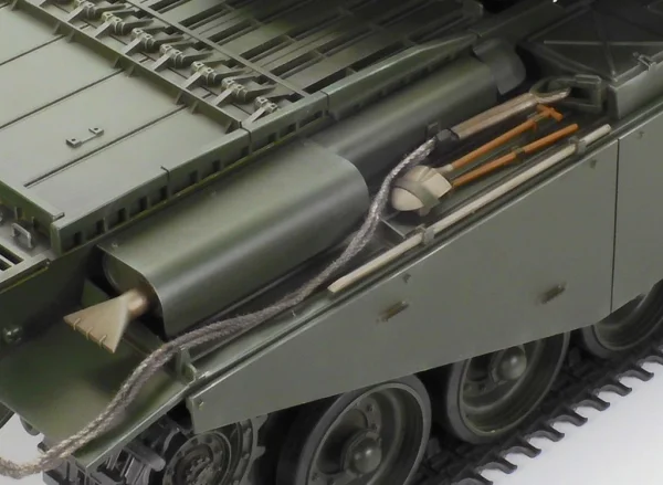 Tamiya British Battle Tank Centurion Mk III Full Option Kit — image 9 of 14