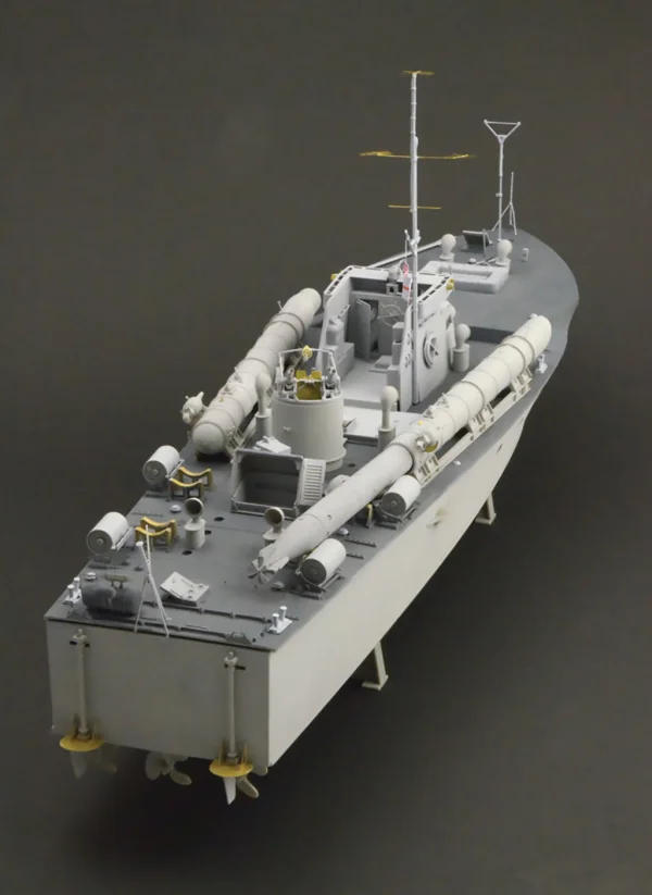 Italeri Vosper 72 6 MTB 77 — image 6 of 15