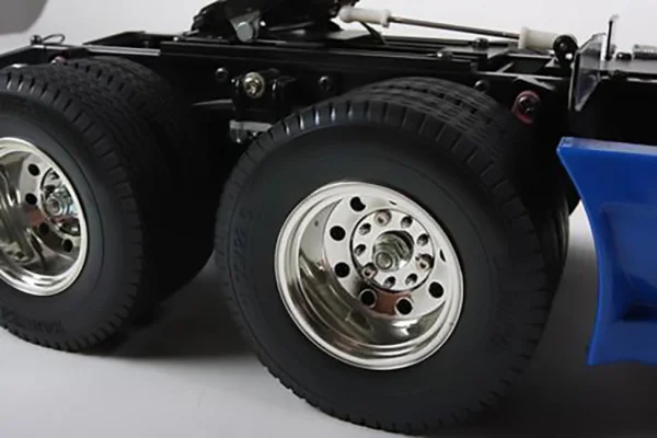 Tamiya Ford Aeromax — image 11 of 11