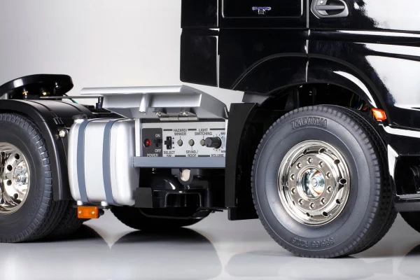 Tamiya Actros 3363 Gigaspace