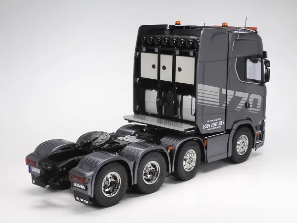 Tamiya Scania 8x4/4 - Gun Metal — image 7 of 9