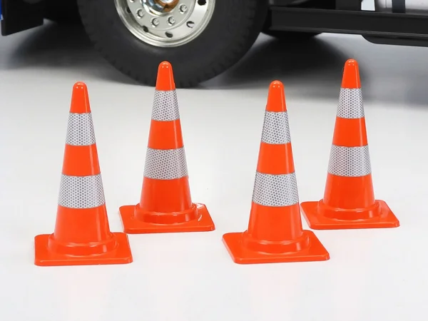 Tamiya Accessory Set (Cones/Tools) &mdash; image 2 of 4
