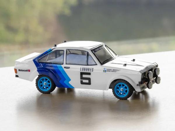Tamiya Ford Escort Mk II Rally (Pre Painted) (MF-01X)