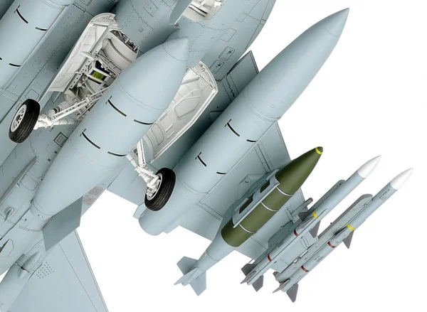 Tamiya 1/32 Lockheed F-16 Cj F.Falcon