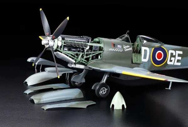 Tamiya 1/32 Spitfire Mk Xvie — image 9 of 19