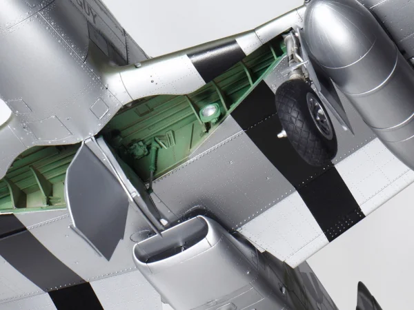 Tamiya 1/32 Mustang P-51D — image 18 of 18