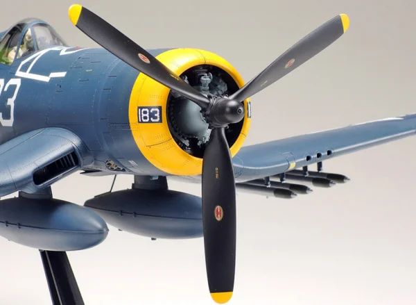 Tamiya 1/32 F4U-1D Corsair — image 10 of 15
