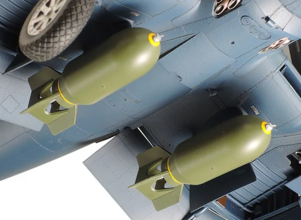 Tamiya 1/32 F4U-1D Corsair — image 7 of 15