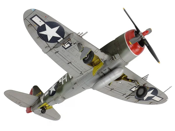 Tamiya P-47 Thunderbolt Razorback — image 7 of 9