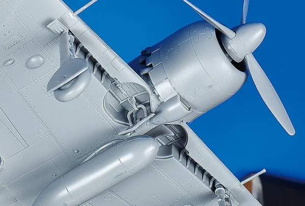 Tamiya 1/72 A6M5 Zero (Zeke) &mdash; image 5 of 6
