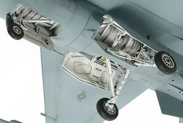 Tamiya 1/72 F-16Cj Fighting Falcon