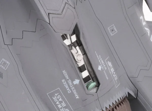 Tamiya 1/72 F-35C Lightning II