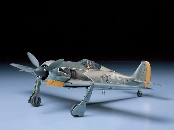 Tamiya Focke-Wulf Fw190 A-3 — image 1 of 3