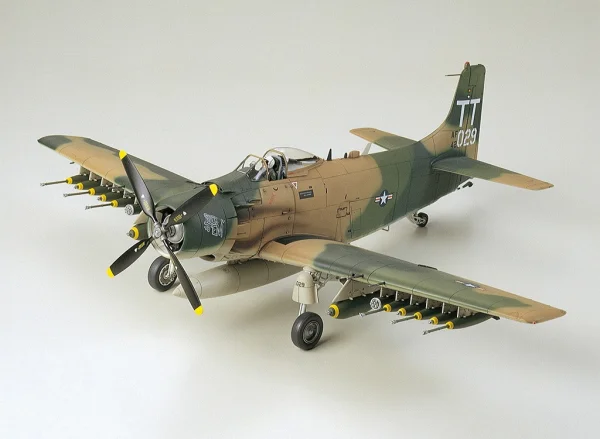 Tamiya A-1J Skyraider U.S. Air Force