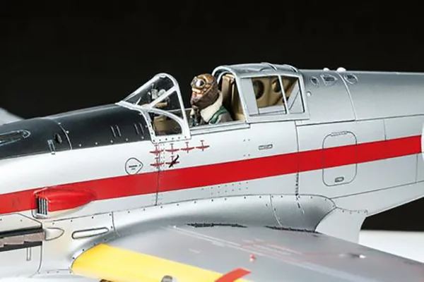 Tamiya 1/48 Ki-61-L D Hien