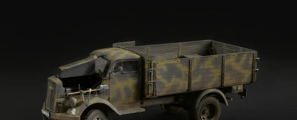 Italeri Kfz. 305 Opel Blitz Typ A 4x4 — image 5 of 15