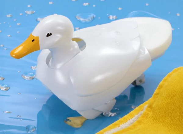 Tamiya Walking & Swimming Duck — image 5 of 6