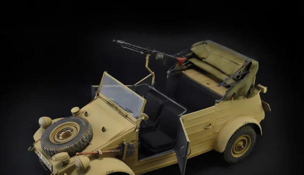 Italeri Kdf1 Type 82 Kubelwagen — image 8 of 15