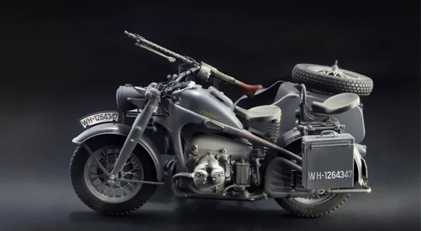 Italeri Zundapp Ks 750 With Sidecar