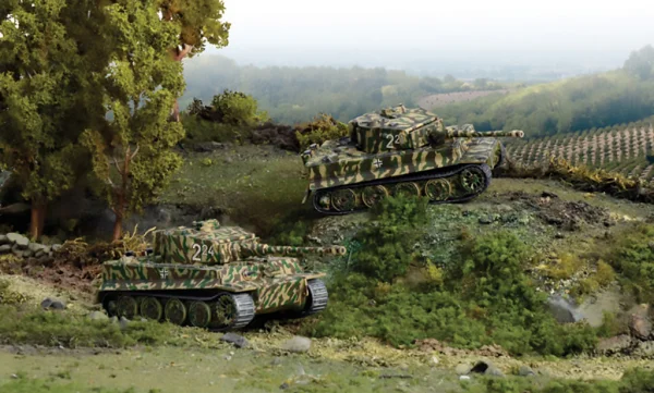 Italeri 1/72 Pz Kpfw.Vi Tiger 1 Ausf E — image 2 of 8
