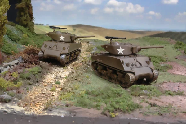 Italeri 2 X M4A3E2 Jumbo