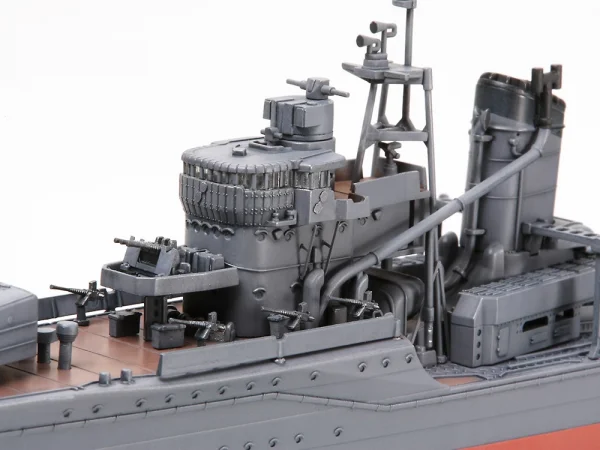 Tamiya 1/350 Japanese Destroyer Yukikaze — image 3 of 7