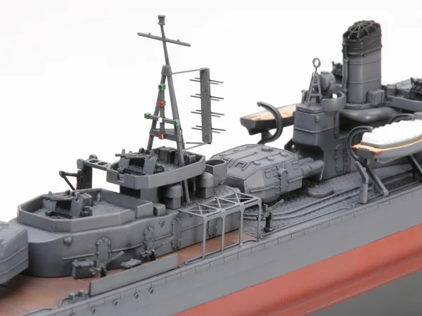 Tamiya 1/350 Japanese Destroyer Yukikaze — image 4 of 7