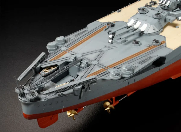 Tamiya 1/350 Ijn Yamato — image 3 of 16