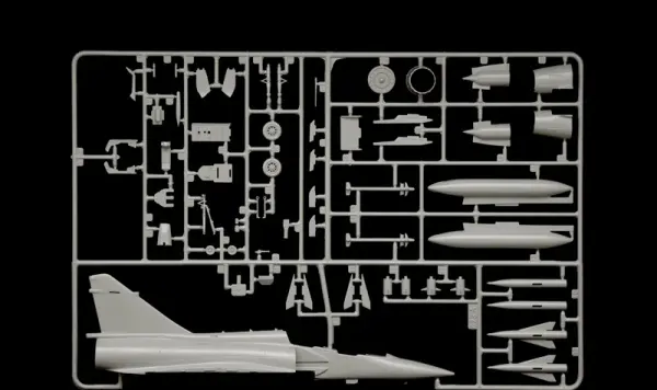 Italeri Mirage 2000 D — image 3 of 15