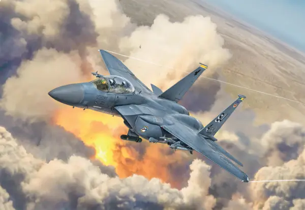 Italeri McDonnell Douglas F-15E Strike Eagle — image 2 of 13