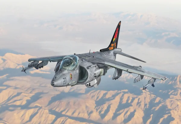 Italeri AV-8B Harrier II — image 8 of 14