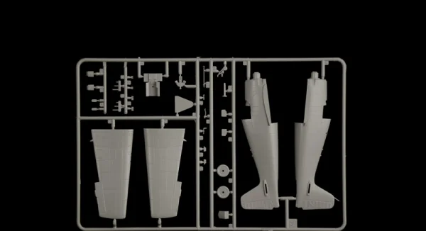 Italeri Grumman Hellcat F6 F-3 — image 2 of 11