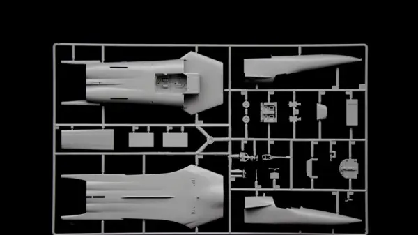 Italeri F-111 Aardvark &mdash; image 4 of 15