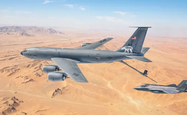 Italeri KC-135 R/FR Stratotanker — image 2 of 14