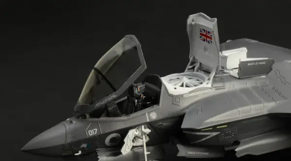 Italeri F-35B Lightning II &mdash; image 2 of 10