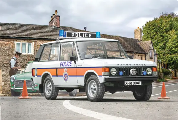 Italeri Range Rover Police — image 2 of 15