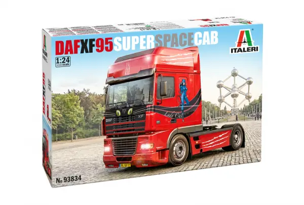 Italeri DAF XF 95 Super Space Cab — image 2 of 17