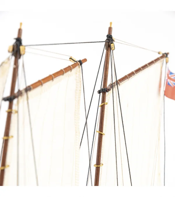 Artesania New H.M.S. EndeavourS Longboat**** — image 4 of 18