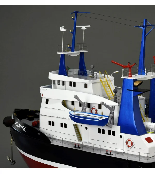 Artesania Tug Boat Atlantic With ABS Hull &mdash; image 9 of 19