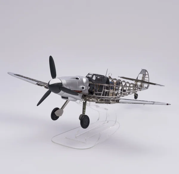 Artesania 1:16 Messerschmitt Bf109 Metal Kit — image 4 of 17